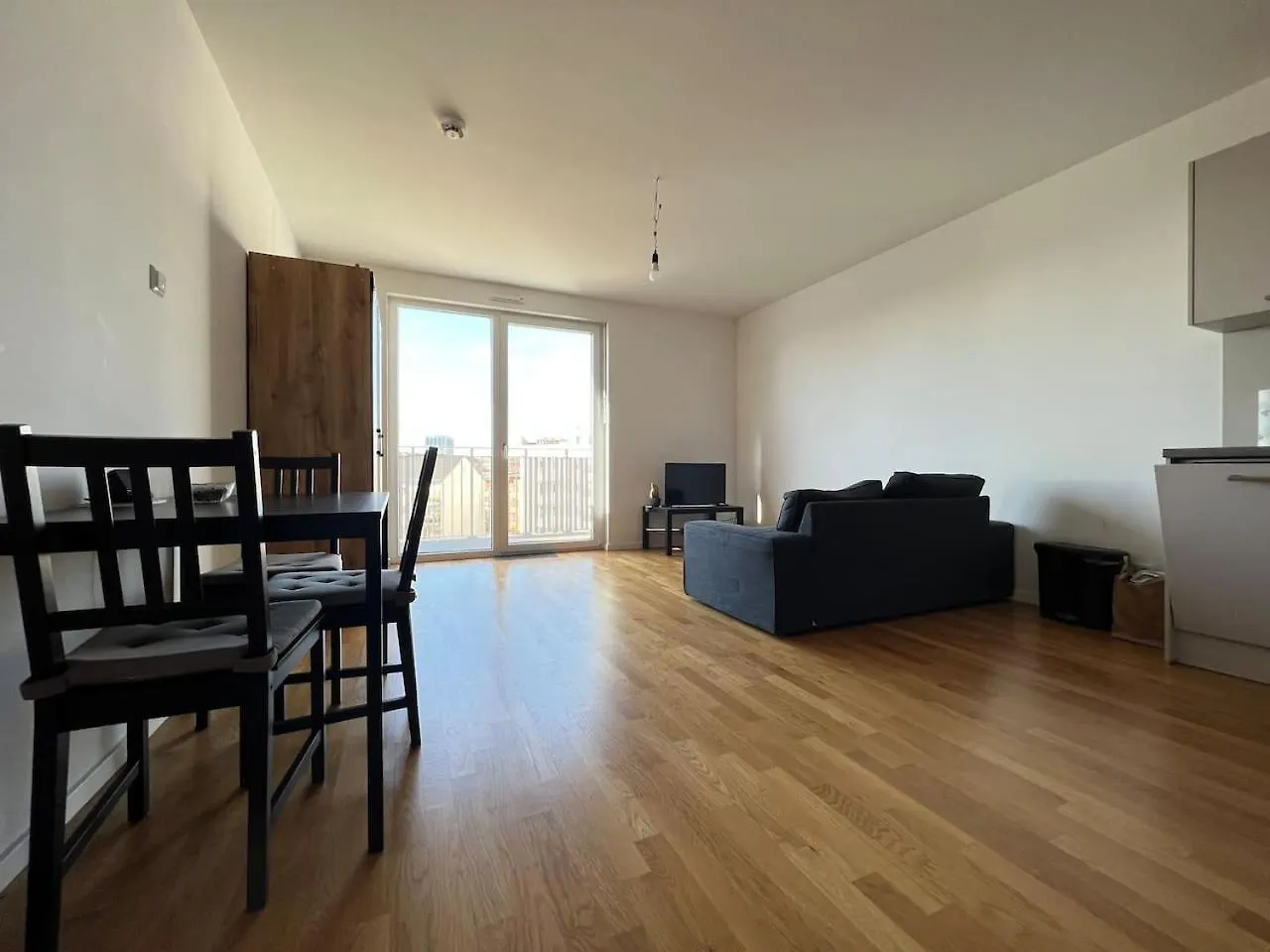Holidayhome Apartments I Lichtenberg Rosenfelder Room